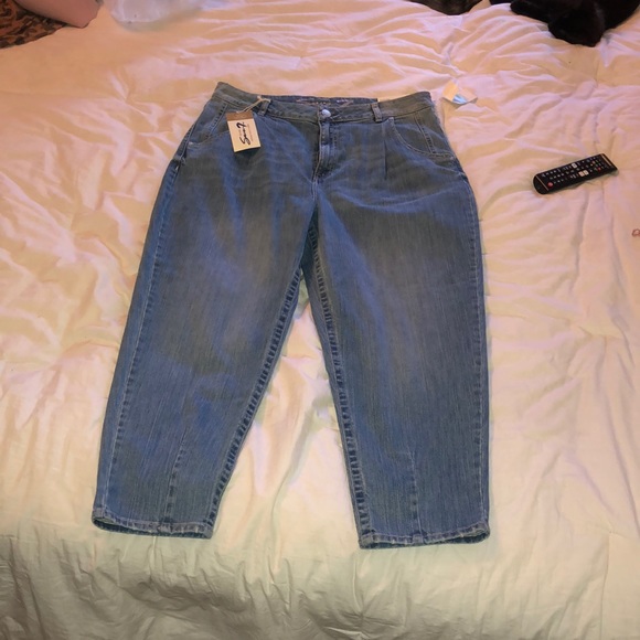 NWT Seven7 high rise taper - Picture 3 of 10